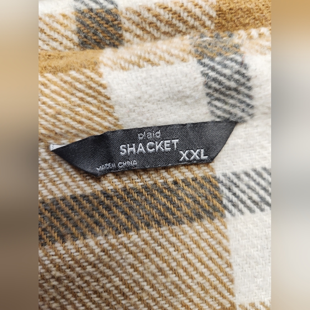 Shacket Plaid Button-Up Shirt Jacket - Picture 4 of 4